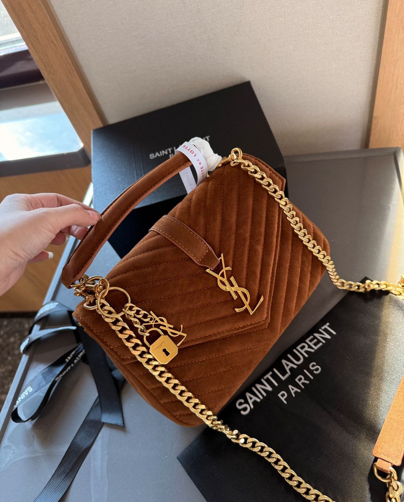 Tasche Yve Wildleder