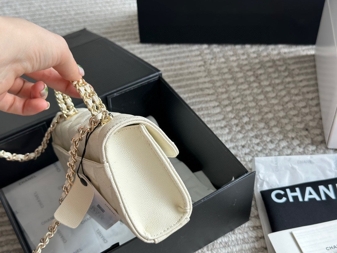 ChoCh elegant snow