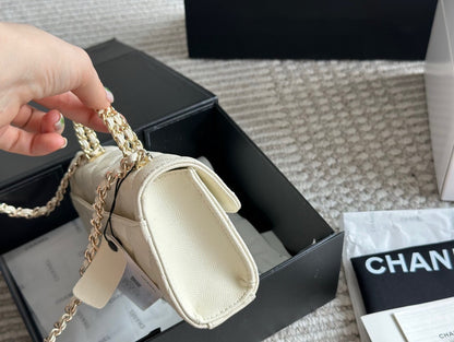 ChoCh elegant snow
