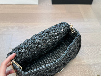 Celina Stricktasche