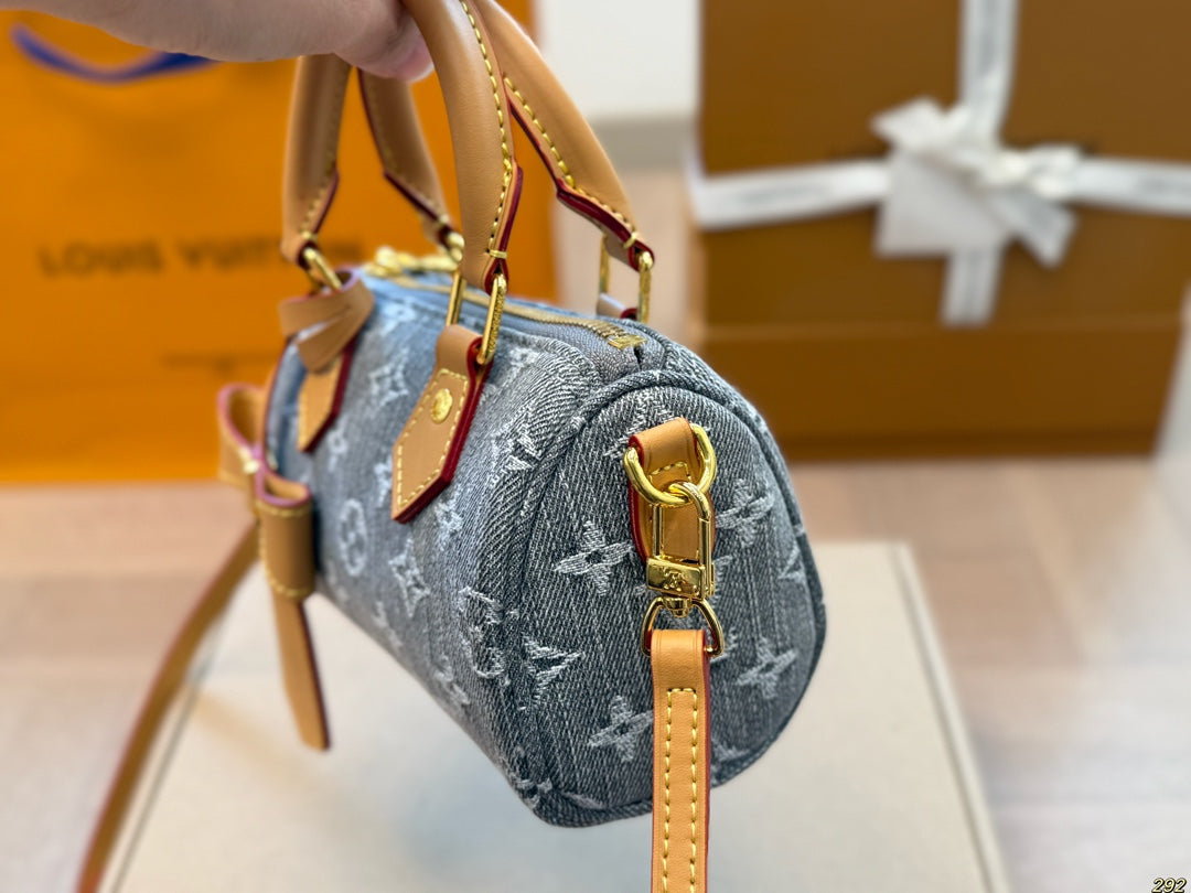 Luis JeansBag