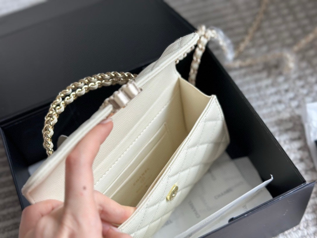 ChoCh elegant snow