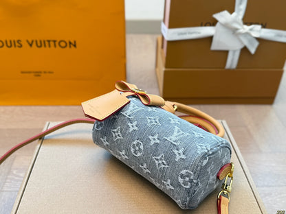 Luis JeansBag